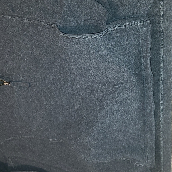 Men's Eddie Bauer Quarter-Zip Long Sleeve Pullover - Picture 4 of 6